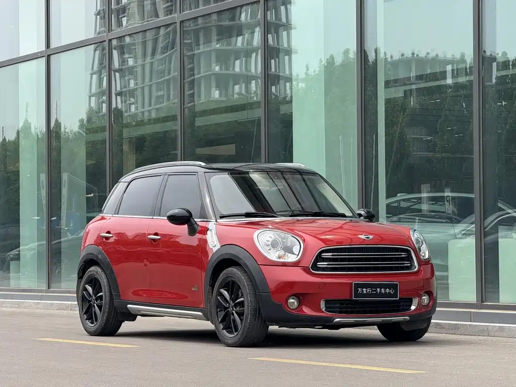 MINI COUNTRYMAN 1.6 T COOPER ALL4 Excitement
