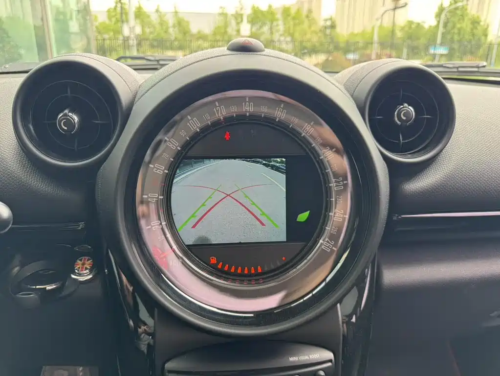 MINI COUNTRYMAN 1.6 T COOPER ALL4 Excitement
