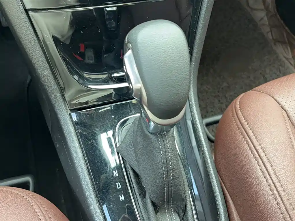 Encore 18 T Auto 2 WD Urban Leading