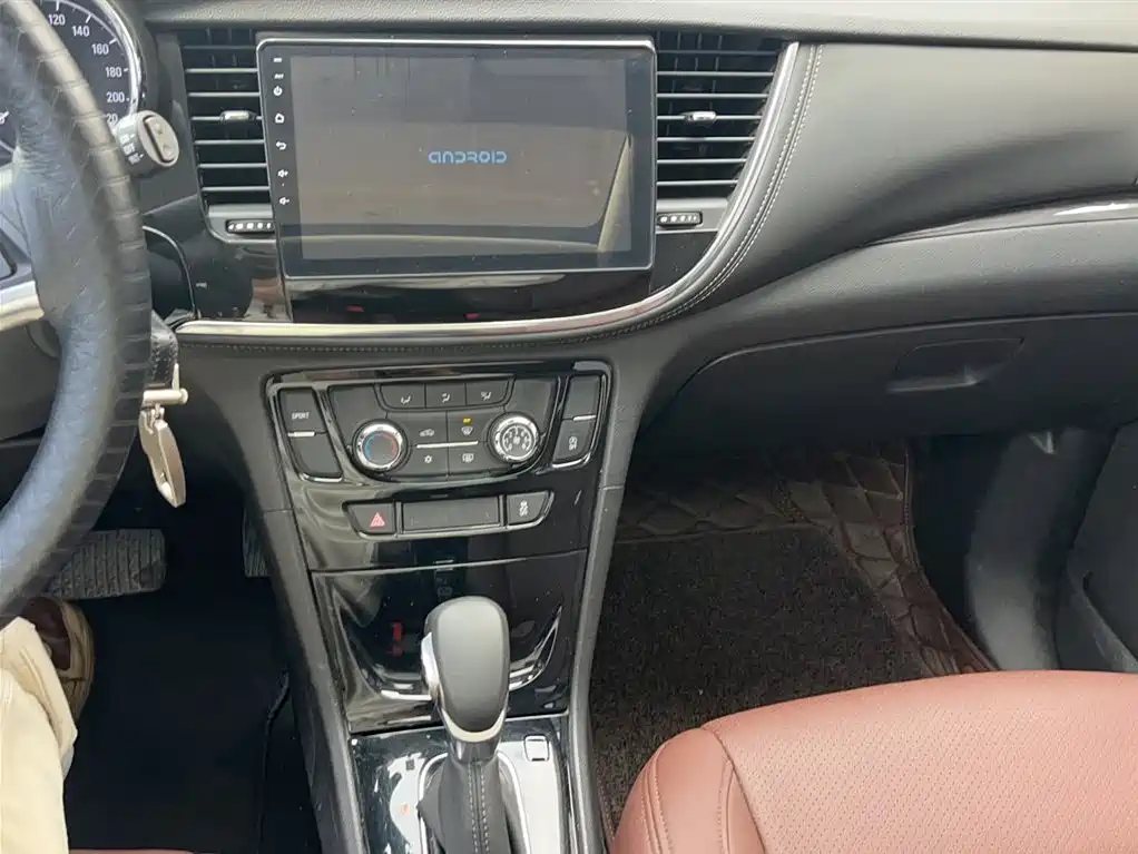 Encore 18 T Auto 2 WD Urban Leading