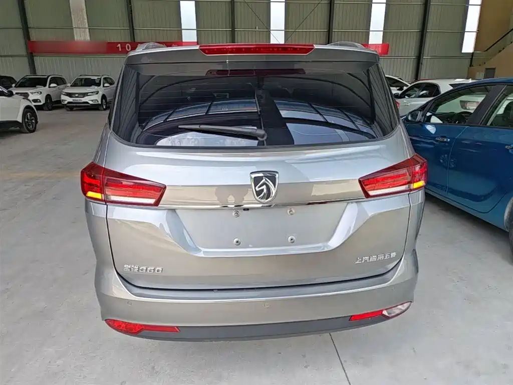 Baojun 360 1.5 L Manual Elite CN-V