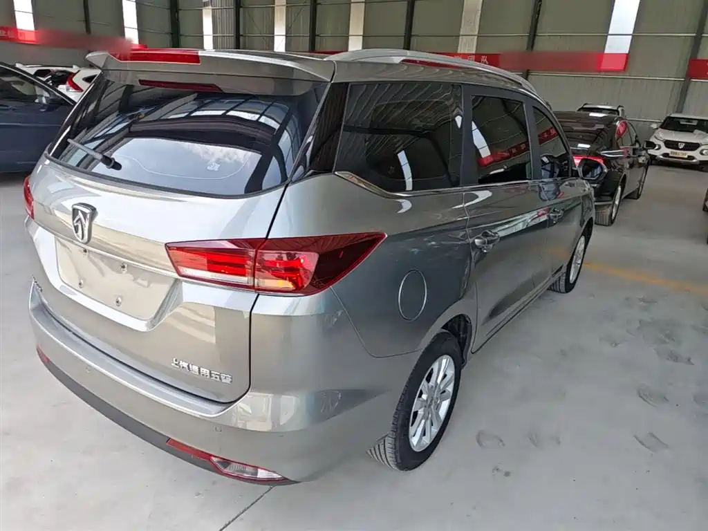 Baojun 360 1.5 L Manual Elite CN-V