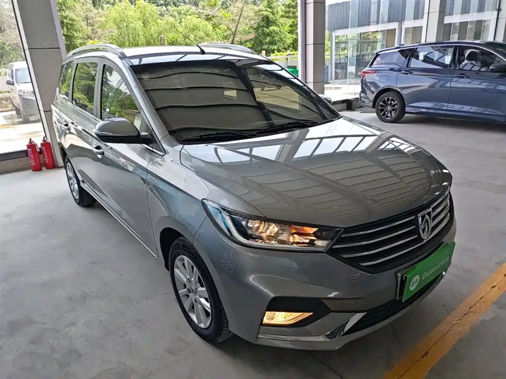 Baojun 360 1.5 L Manual Elite CN-V