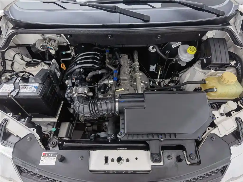 Wuling Hongguang 1.5 L Classic S Basic