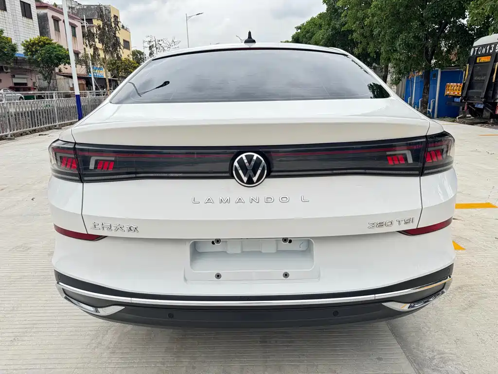 Lamando Lamando L 280 TSI DSG Super Hot Flagship
