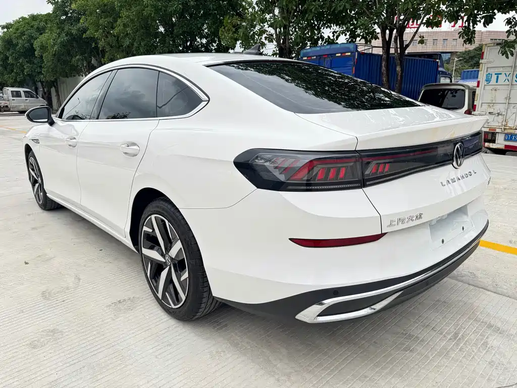 Lamando Lamando L 280 TSI DSG Super Hot Flagship