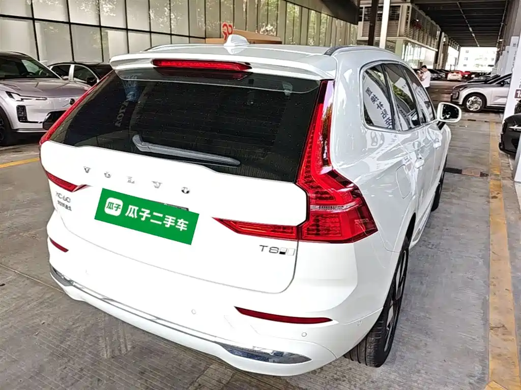 Volvo XC60 PHEV T8 PHEV Long Range 4 WD Smart Grace Luxury
