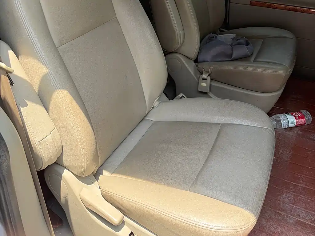 Refine M5 瑞风M5 2012款 2.0 T 汽油手动公务版