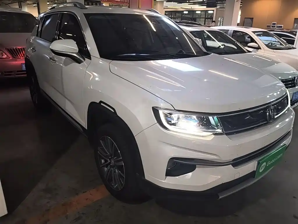 Changan CS35 PLUS 长安CS35 PLUS 2018款 1.6 L 手动酷联版 国V