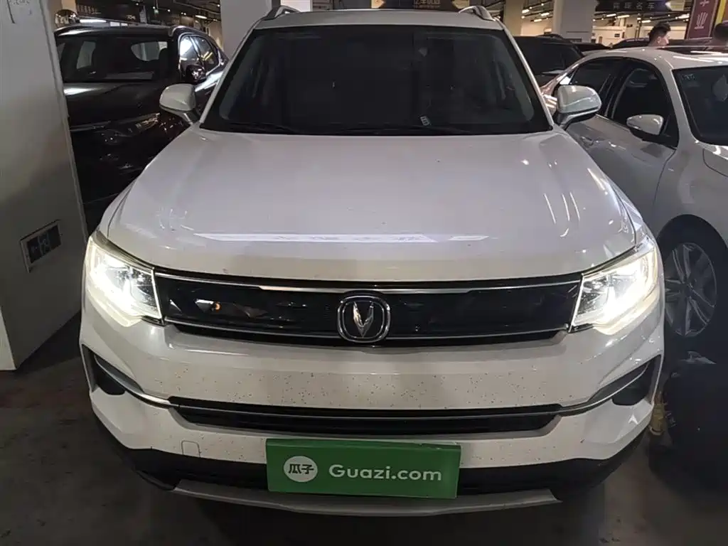 Changan CS35 PLUS 长安CS35 PLUS 2018款 1.6 L 手动酷联版 国V