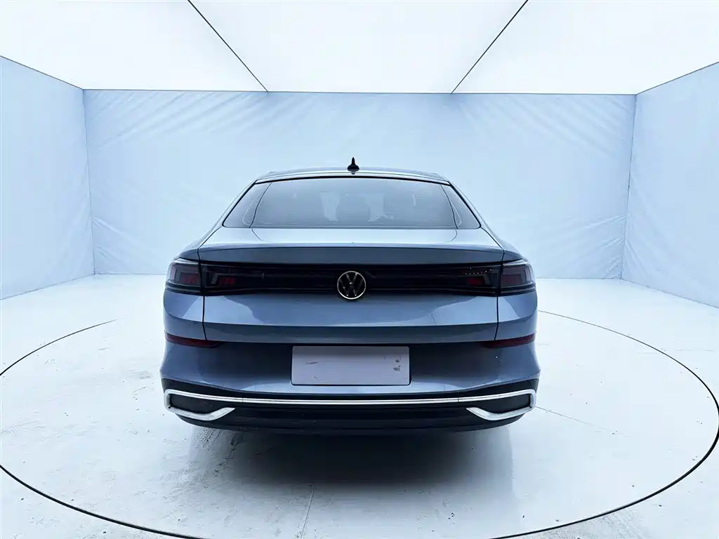 Lamando Lamando L 280 TSI DSG Spicy Cool
