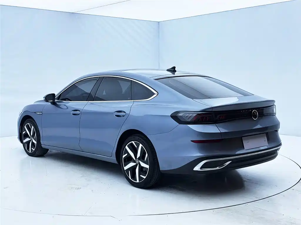 Lamando Lamando L 280 TSI DSG Spicy Cool