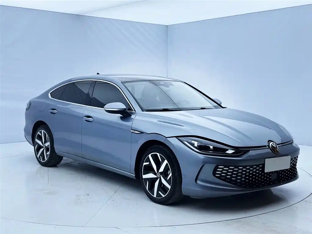 Lamando Lamando L 280 TSI DSG Spicy Cool