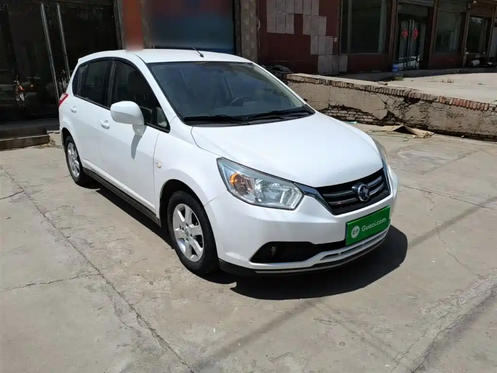 Venucia R50 1.6 L Manual Fashion
