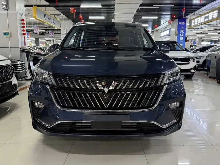 Wuling Jiachen 1.5 T CVT Premium Flagship