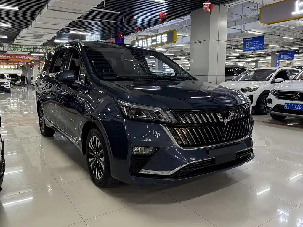 Wuling Jiachen 1.5 T CVT Premium Flagship