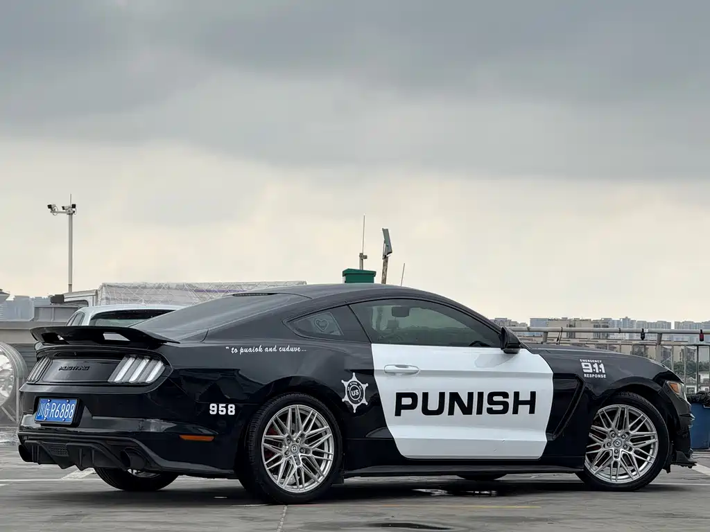 Mustang 2.3 T Performance