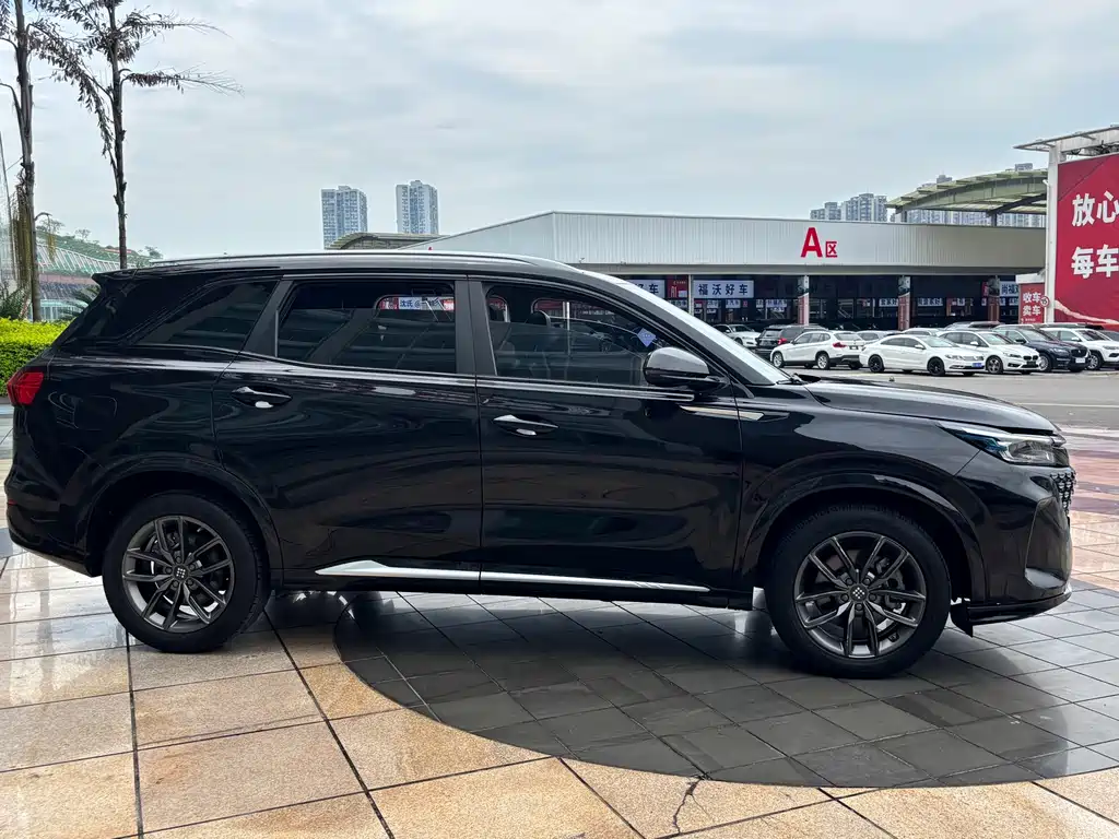 Landian E5 1.5 L DE-i 100 KM Smooth Enjoyment 7-seat