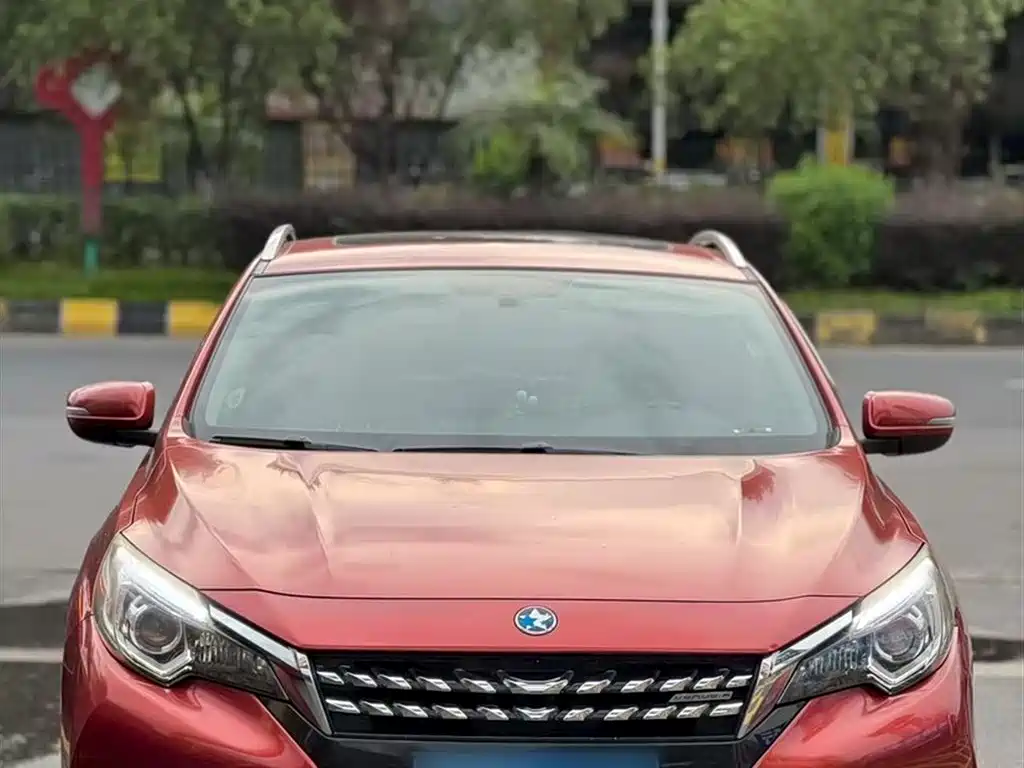 Venucia T90 启辰T90 2017款 2.0 L 手动智尚版