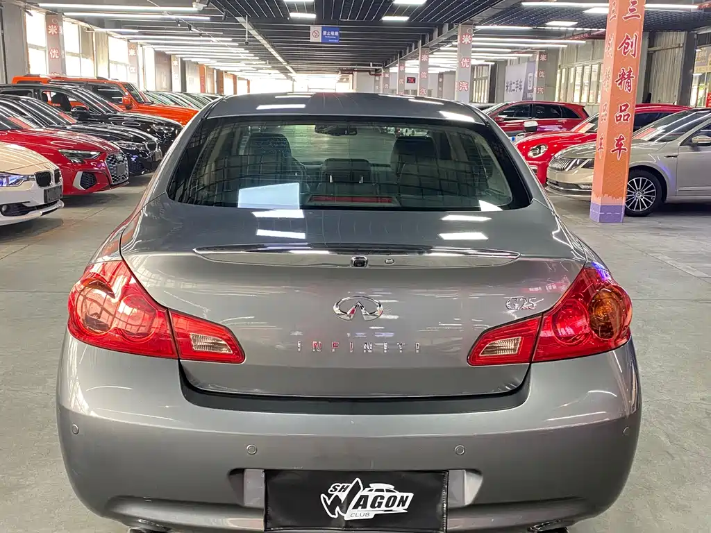 Infiniti G Series G25 Sedan Luxury Sport