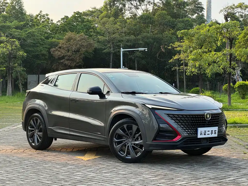 Changan UNI-T 1.5 T Distinguished