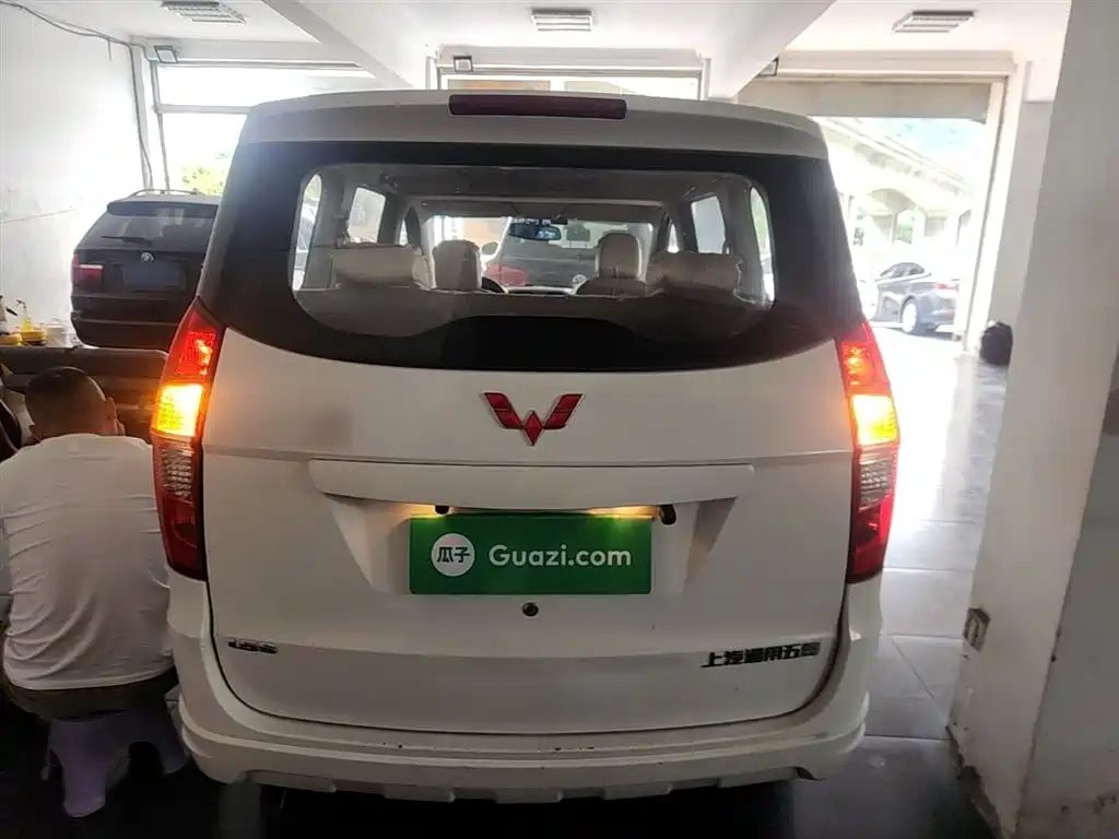 Wuling Hongguang 1.5 L S Standard