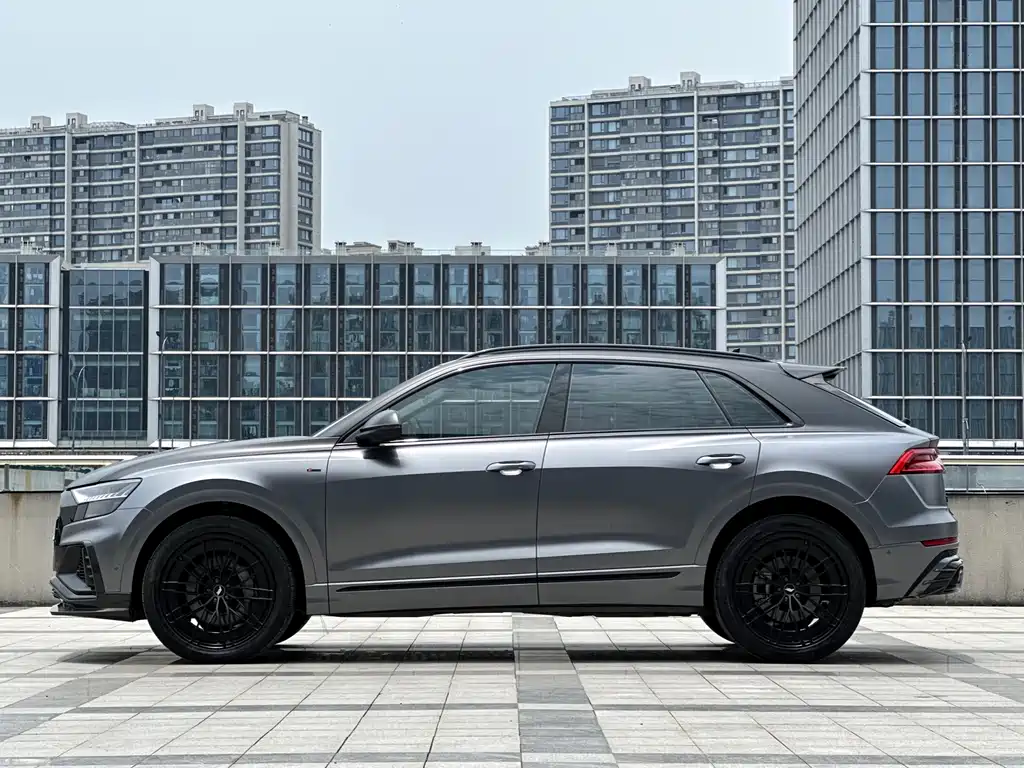 Audi Q8 55 TFSI Select Dynamic