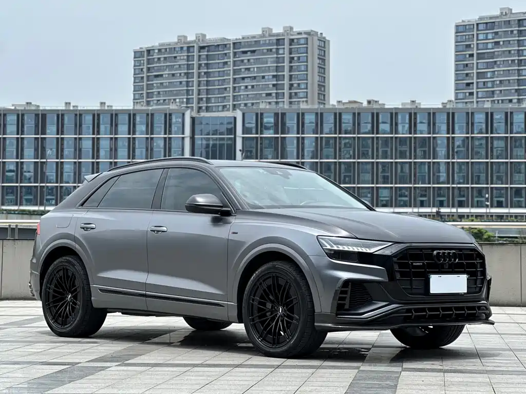 Audi Q8 55 TFSI Select Dynamic