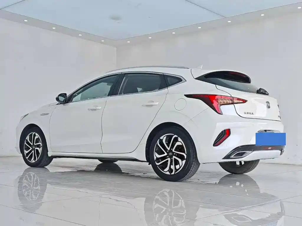 Eado XT 1.6 L GDI Auto Trend CN-V