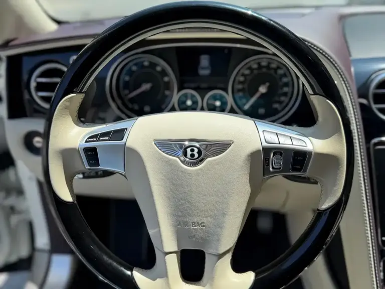 Bentley Flying Spur 4.0 T V8 S Standard