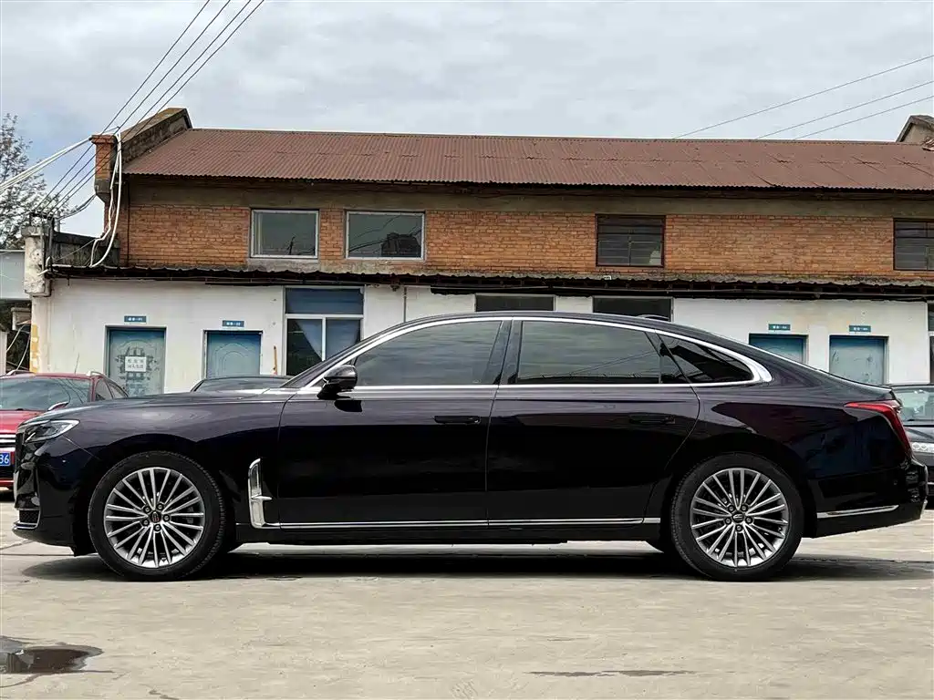 Hongqi H9 2.0 T Connected Flagship