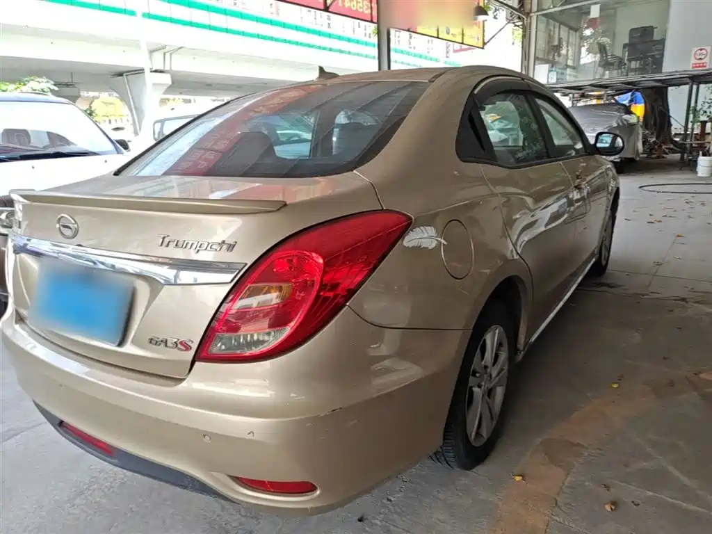 Trumpchi GA3 S Vision 1.6 L Auto Luxury ESP