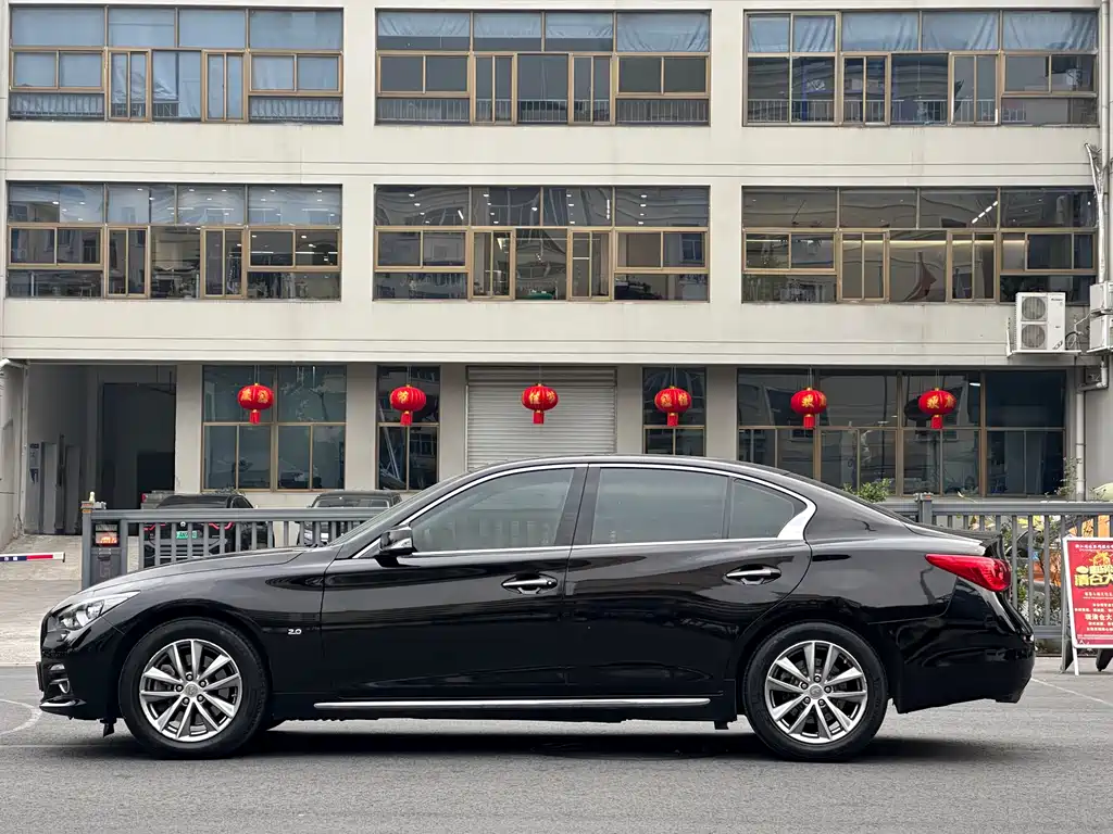 Infiniti Q50 L 2.0 T Joy