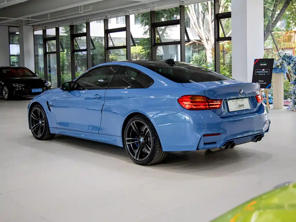BMW M4 M4 2-door Coupe