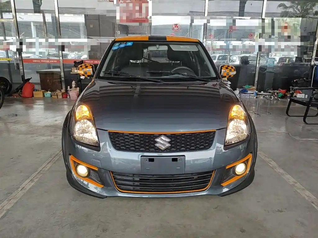 Swift 1.5 L Auto Fashion Cool Play