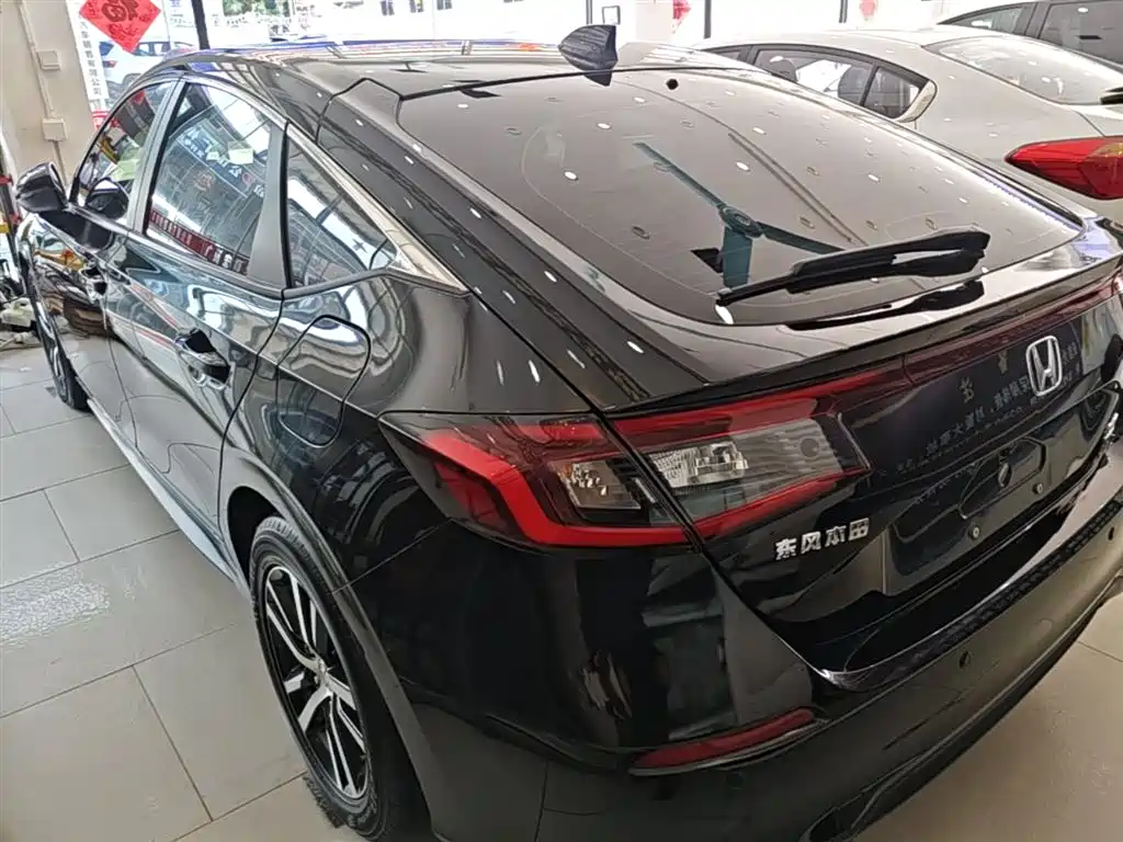 Civic HATCHBACK 240 TURBO CVT Extreme Leap