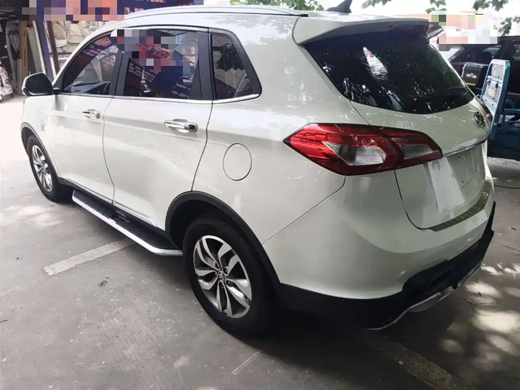 Senova X65 2.0 T Auto Elite