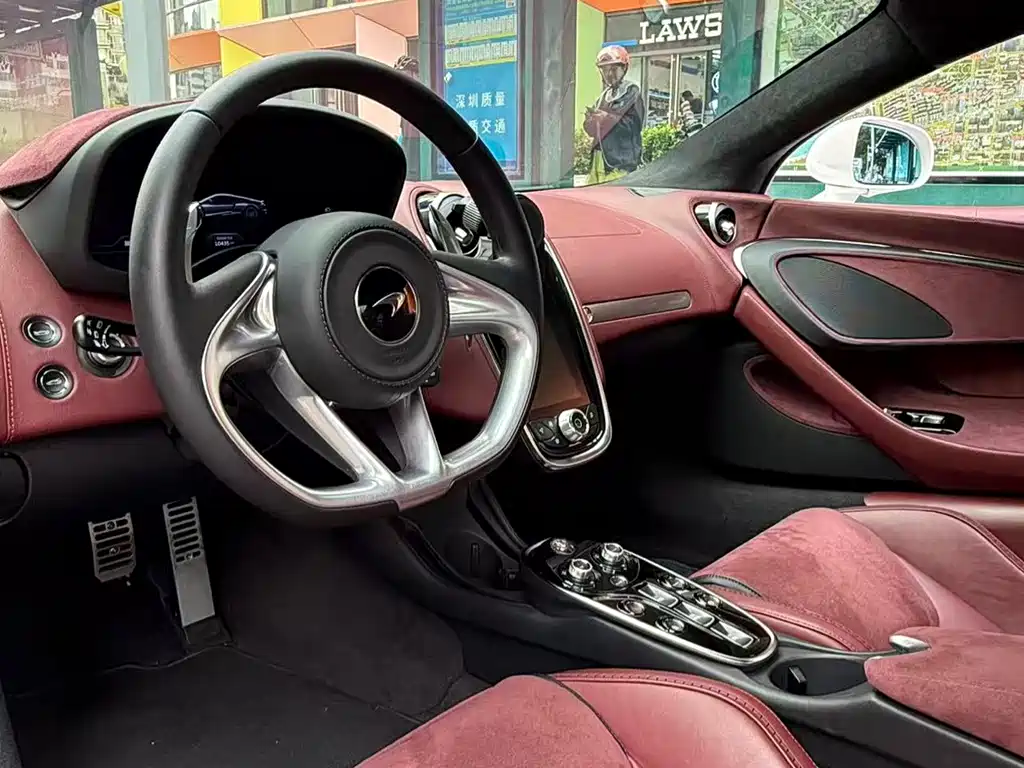McLaren GT 4.0 T Standard