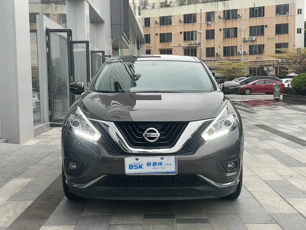 Murano 2.5 L XE 2 WD Elite