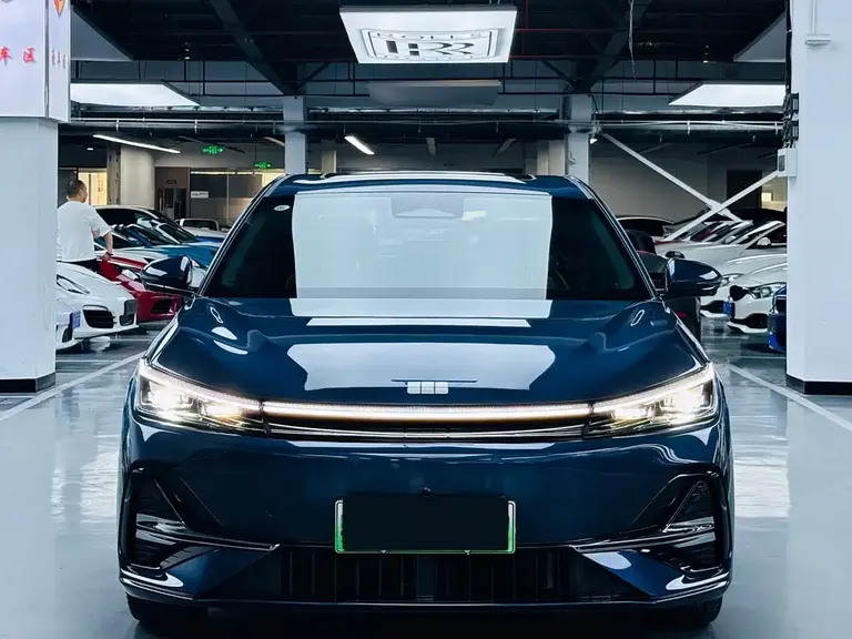 Geely Galaxy A7 银河A7 EM 2025款 EM-i 150 km 星舰版