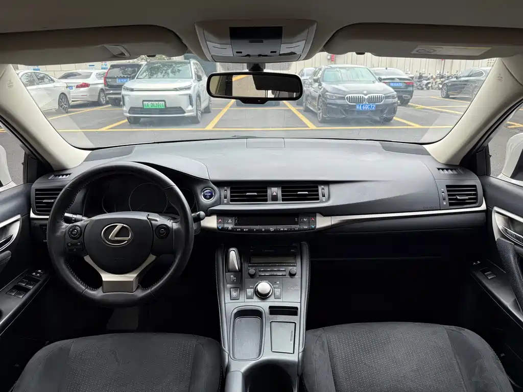 Lexus CT CT200 h Elite Mono CN-V