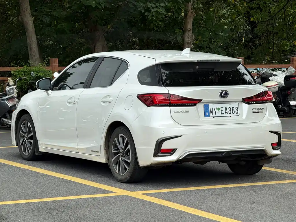Lexus CT CT200 h Elite Mono CN-V