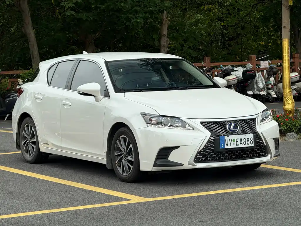 Lexus CT CT200 h Elite Mono CN-V