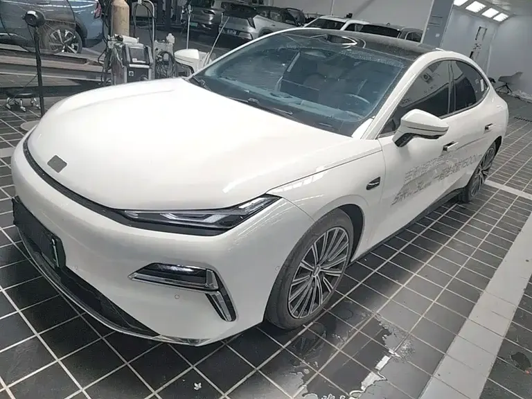 Geely Galaxy Xingyao 8 130 km EM-P Starship