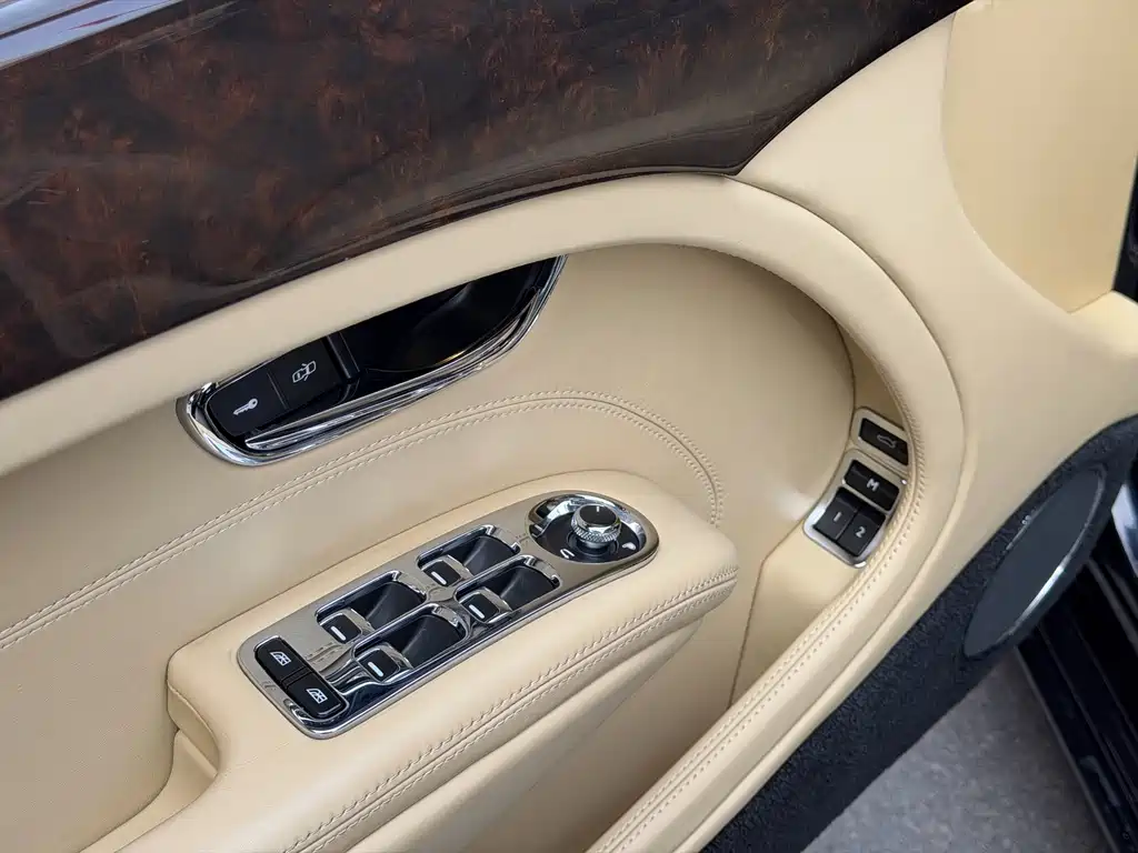 Mulsanne 6.8 T Luxury