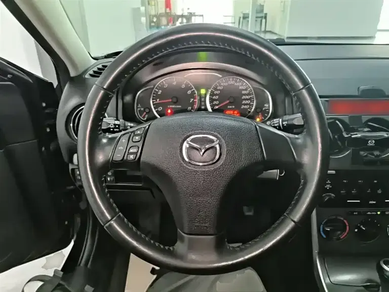 Mazda 6 2.0 L Auto Classic