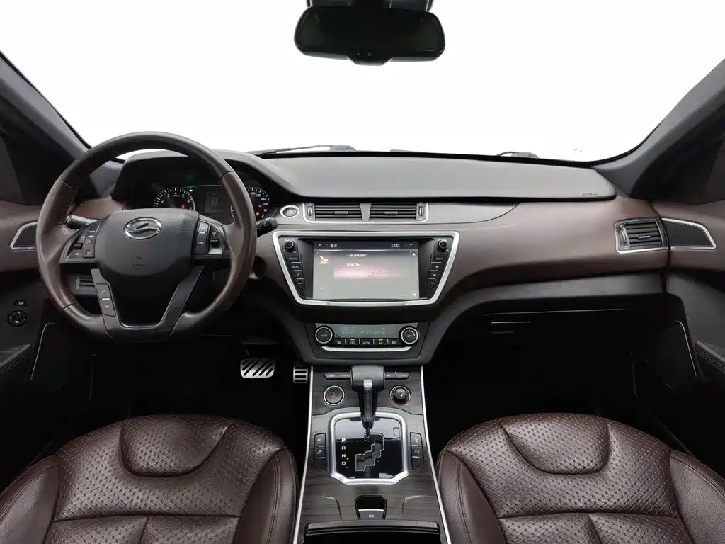 Landwind X7 2.0 T Panoramic Flagship