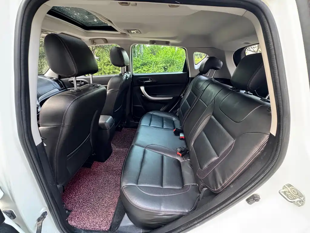 Changan CS35 1.6 L Manual Luxury CN-IV