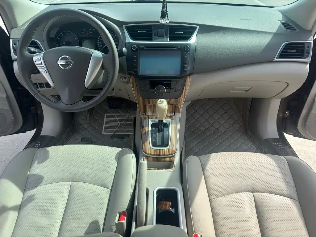 Sylphy 1.6 XV CVT Premium
