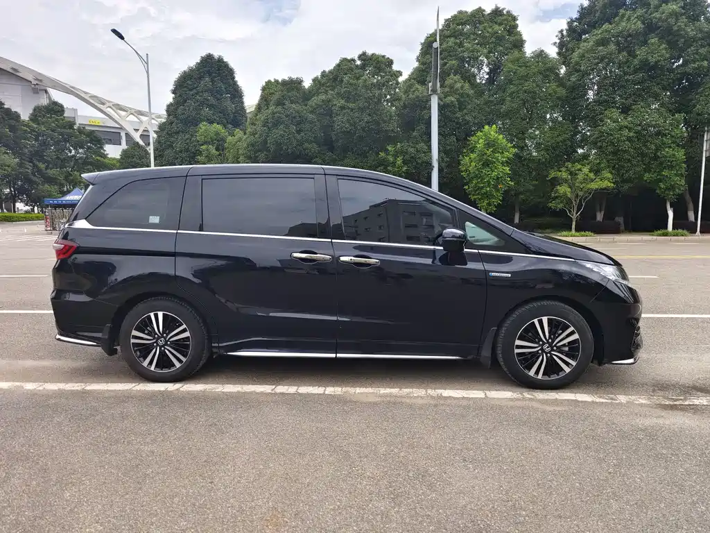 Odyssey 2.0 L Sharp· Smart Enjoyment